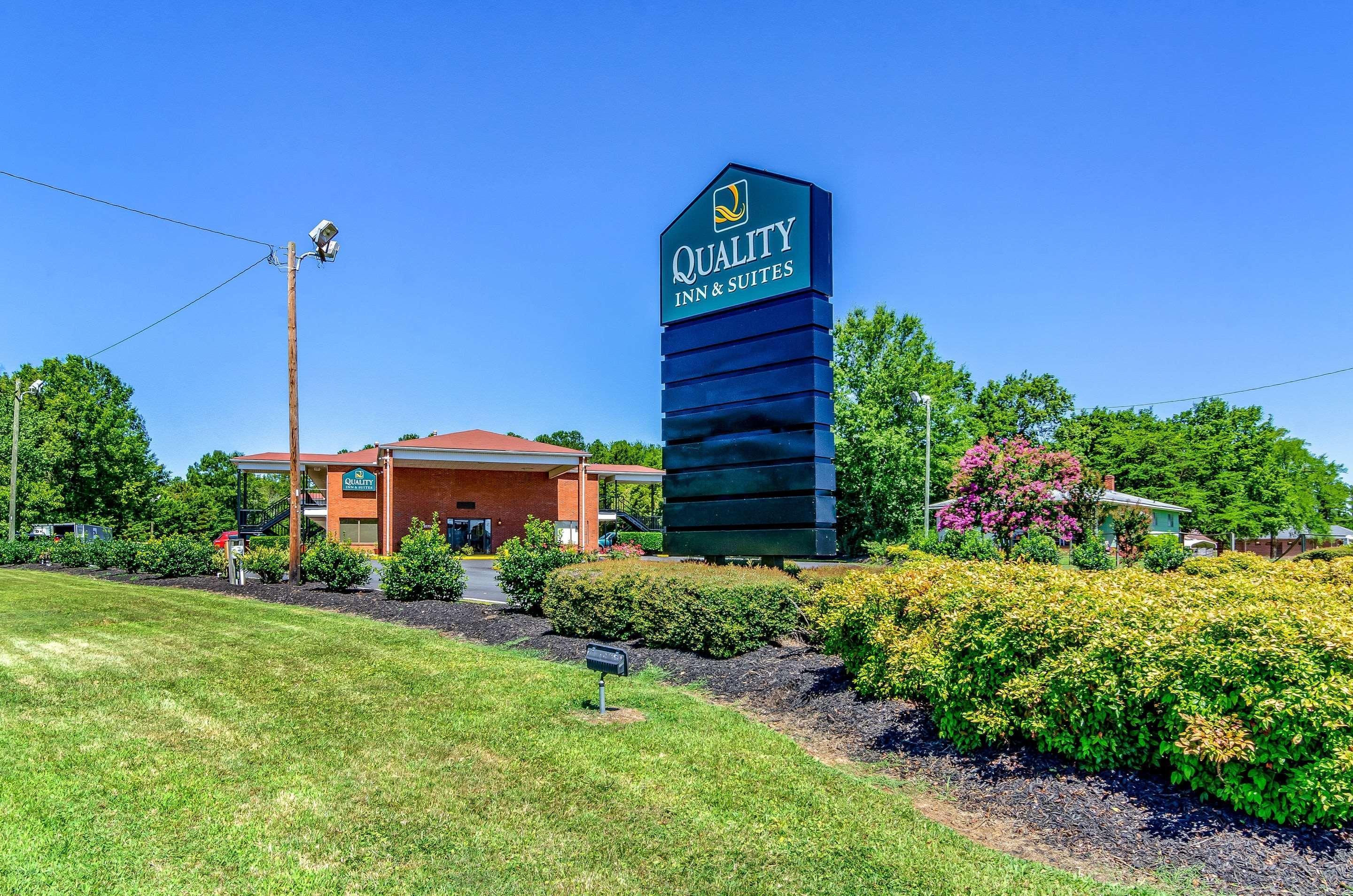 Quality Inn & Suites Creedmor - Butner Creedmoor Exterior foto